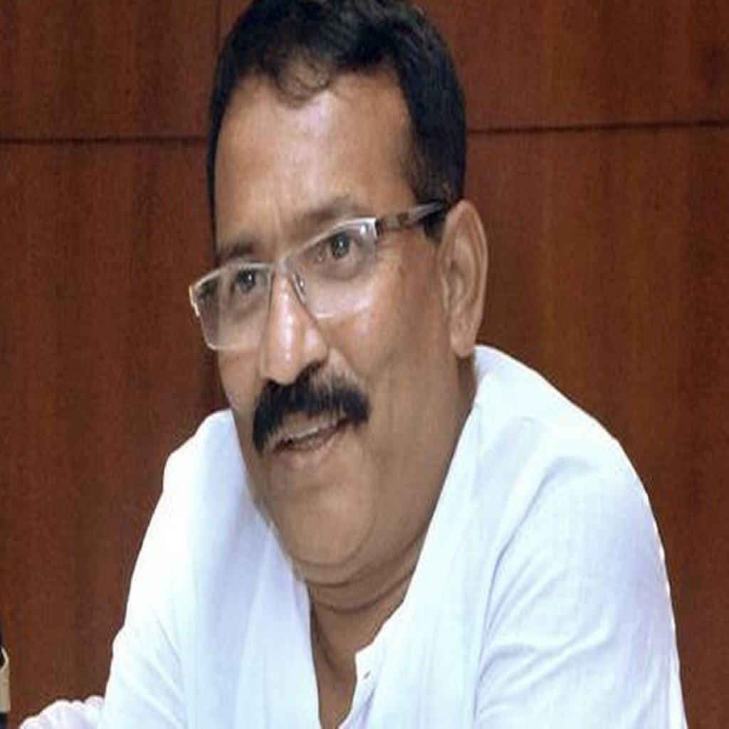 ಹಳಿ ತಪ್ಪಿರುವ ಮುಕ್ತ ವಿ ವಿ; ಸರಿದಾರಿಗೆ ತರಲು ಹೊರಟ ಅಧೀನ ಶಾಸನ ರಚನಾ ಸಮಿತಿಗೆ ಅಡ್ಡಗಾಲು!