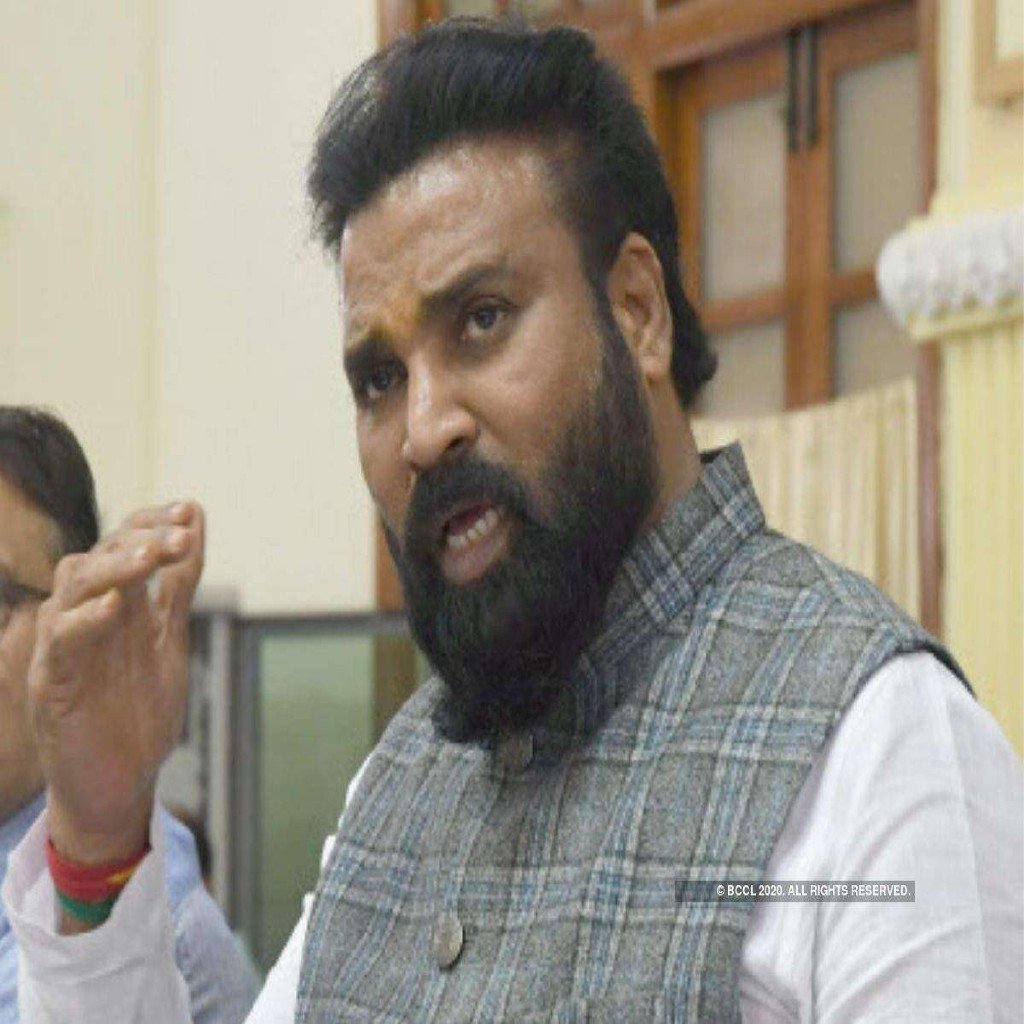 ಚೀನಾದ ಬಿವೈಡಿ ಕಂಪನಿಯಿಂದ ಮಾಸ್ಕ್ ಖರೀದಿ ಮಾಹಿತಿ ಮುಚ್ಚಿಟ್ಟ ಆರೋಗ್ಯ ಇಲಾಖೆ