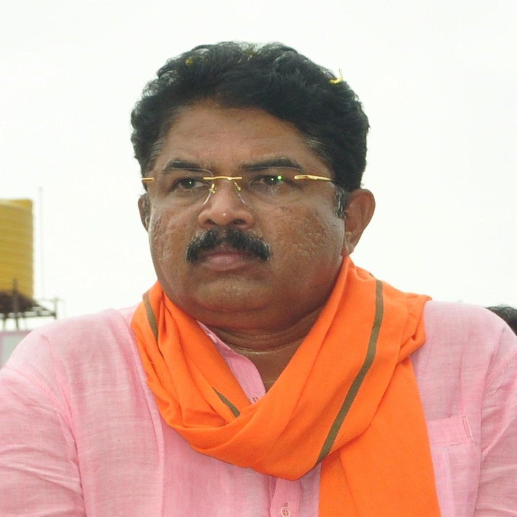 ಹವಾಲಾ ವ್ಯವಹಾರ ಹೊರಗೆಡವಿದ್ದ ಅಧಿಕಾರಿಯನ್ನೇ ಸಿಲುಕಿಸಲೆತ್ನಿಸಿದ ಸರ್ಕಾರ?