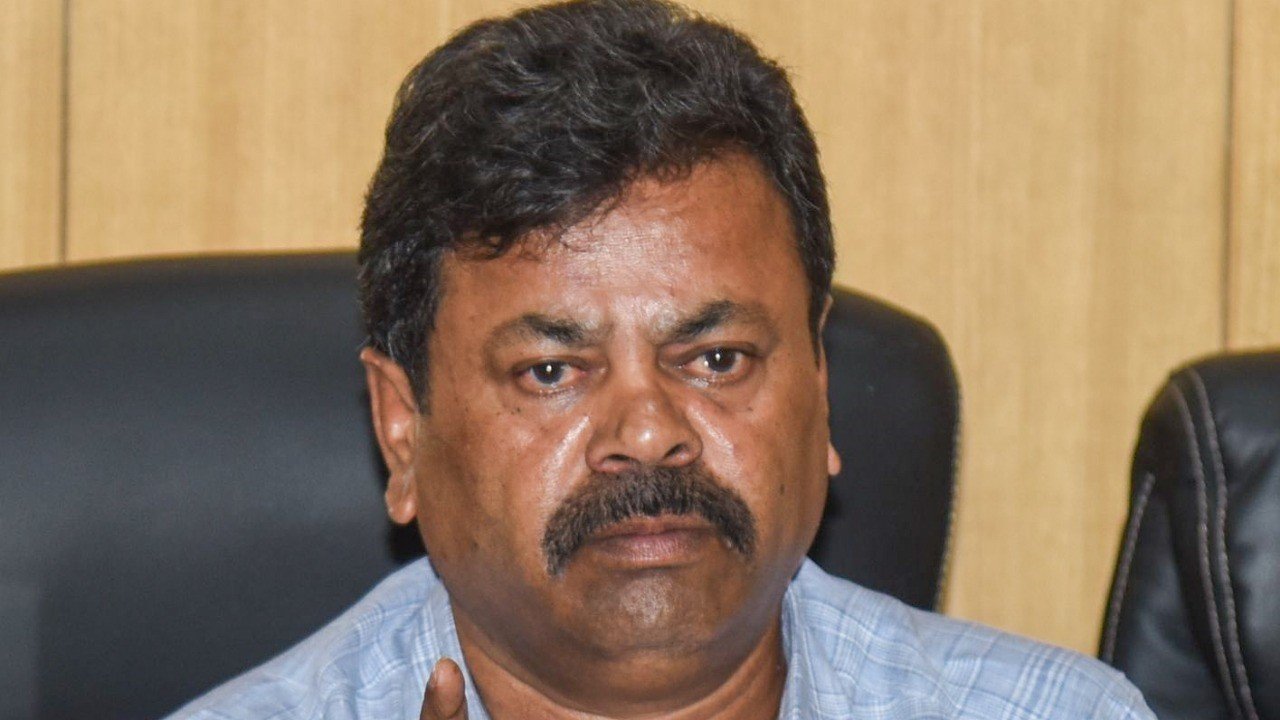 ಬೇಡ ಜಂಗಮ ಹೆಸರಿನಲ್ಲಿ ಸುಳ್ಳು ಜಾತಿಪ್ರಮಾಣ ಪತ್ರ; ವಿಚಾರಣೆಗೆ ಕೈಗೆತ್ತಿಕೊಂಡ ಎಸ್ಸಿಎಸ್ಟಿ ಸಮಿತಿ