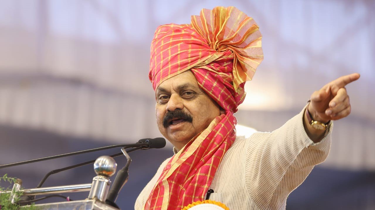 ಎಂಡಿ ವಿರುದ್ಧ ಕ್ರಮಕೈಗೊಳ್ಳುವ ಕಡತಕ್ಕೆ ಆಮೆವೇಗ, ಸೇವಾವಧಿ ವಿಸ್ತರಿಸುವ ಕಡತಕ್ಕೆ ಚಿರತೆವೇಗ