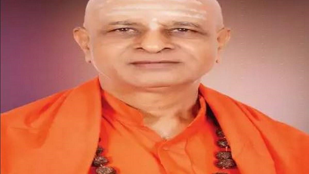 ಸಿರಿಗೆರೆಗೆ ಪ್ರವೇಶಿಸದಂತೆ ಪಂಡಿತಾರಾಧ್ಯರಿಗೆ ನಿರ್ಬಂಧ!; ತರಳಬಾಳು ಮಠದಲ್ಲಿ ಉಸಿರುಕಟ್ಟುವ ವಾತಾವರಣವೇ?