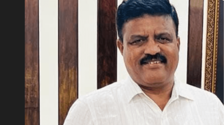 ಕ್ರಿಮಿನಲ್ ಸೇರಿ 11 ಪ್ರಕರಣಗಳಲ್ಲಿ ವಿಚಾರಣೆ ಬಾಕಿ; ತಹಶೀಲ್ದಾರ್ ರಘುಮೂರ್ತಿ ರಾಜೀನಾಮೆ ಅಂಗೀಕಾರ